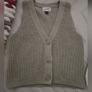 NWOT Sweater Vest